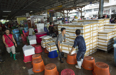 泰國海產品工廠雇黑工 每日工作16小時(高清組圖) 銷售